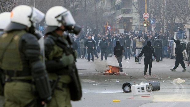 ΠΑΟΚ -Σάλκε: Ένταση τα ξημερώματα με οπαδούς στη Θεσσαλονίκη