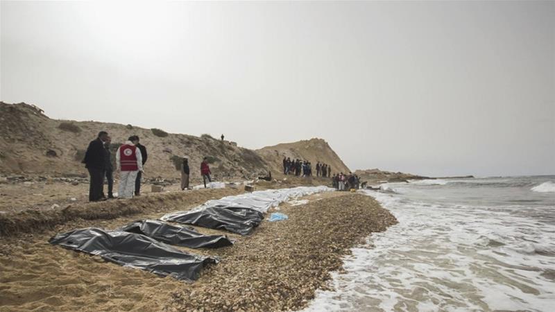 Λιβύη: 74 σοροί προσφύγων ξεβράστηκαν στις ακτές της