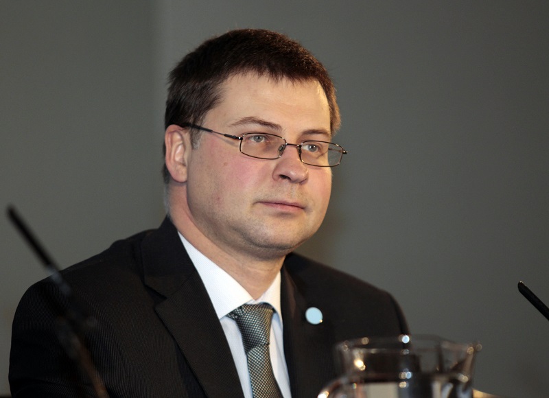 Ντομπρόβσκις: Είναι εφικτή μια λύση έως το επόμενο Eurogroup