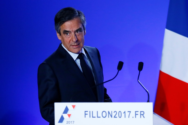 Γαλλία: “Φύγε” λέει στον Φιγιόν το 71% των φηφοφόρων