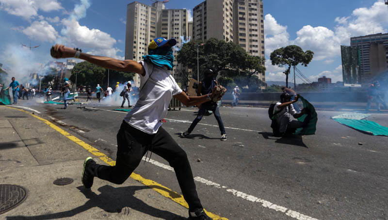 Βενεζουέλα: Νεκρός 13χρονος και 36χρονος από αστυνομικά πυρά στη διάρκεια διαδήλωσης