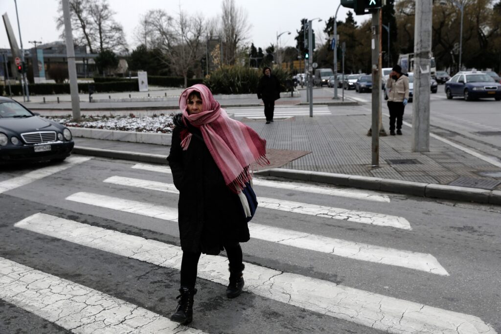 Ραγδαία πτώση της θερμοκρασίας και κρύο σήμερα – Χιόνια στα ορεινά!