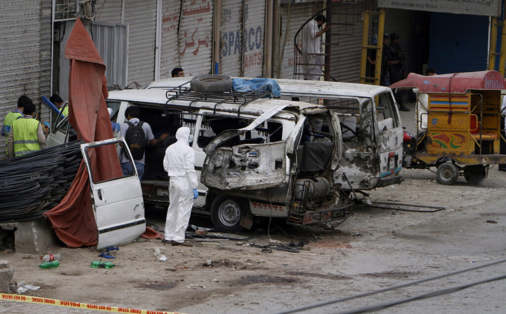 Πακιστάν: Τουλάχιστον 10 νεκροί από έκρηξη βόμβας