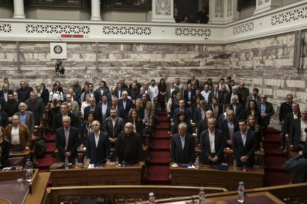 Συνεδριάζει την Παρασκευή η κοινοβουλευτική ομάδα του ΣΥΡΙΖΑ