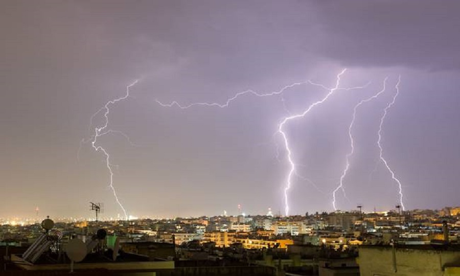 ΕΜΥ: Καταιγίδες και χαλάζι την Τρίτη