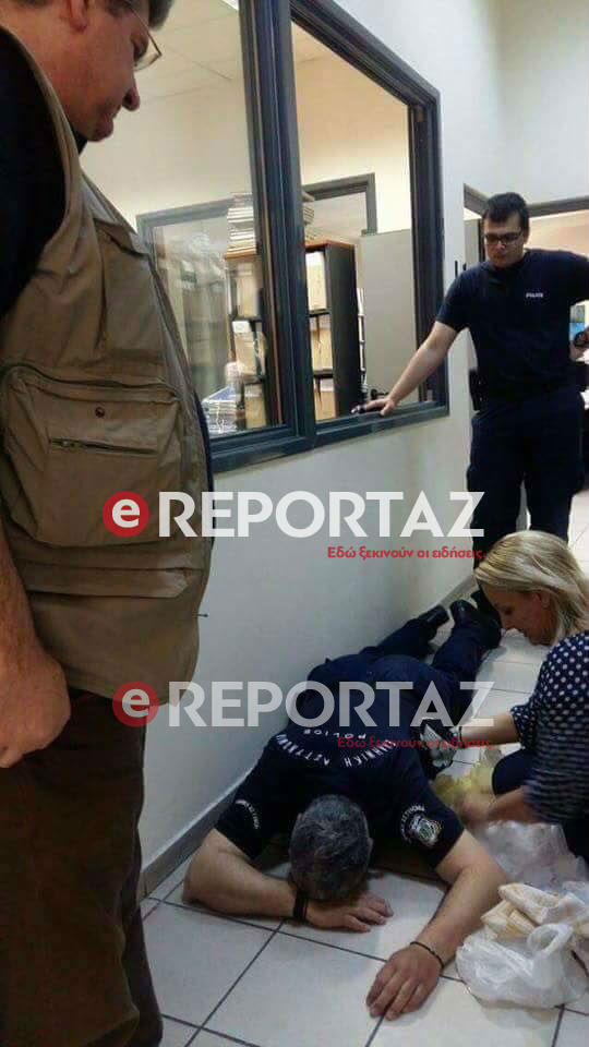 Δικηγόρος ξυλοκόπησε αστυνομικό μέσα στο δικαστήριο! (Photos)