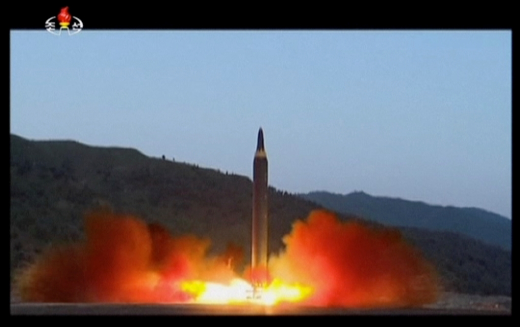 Βόρεια Κορέα: Συνεχίζει απτόητη της πυραυλικές δοκιμές