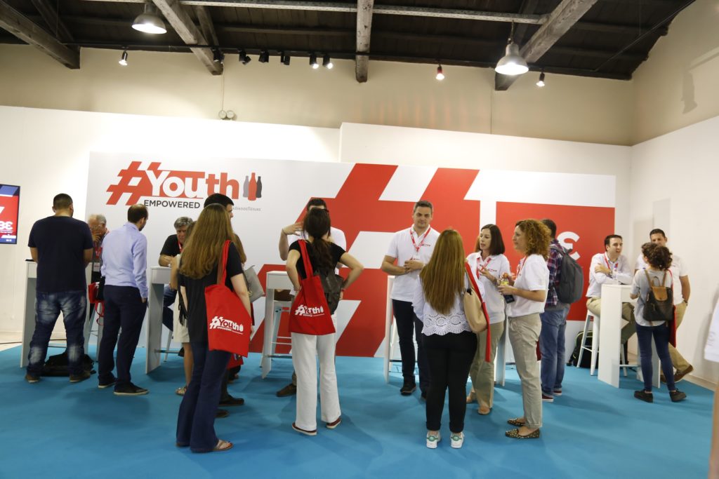 Youth Empowered: Ένα πρόγραμμα της Coca-Cola Τρία Έψιλον για την ενίσχυση της απασχολησιμότητας