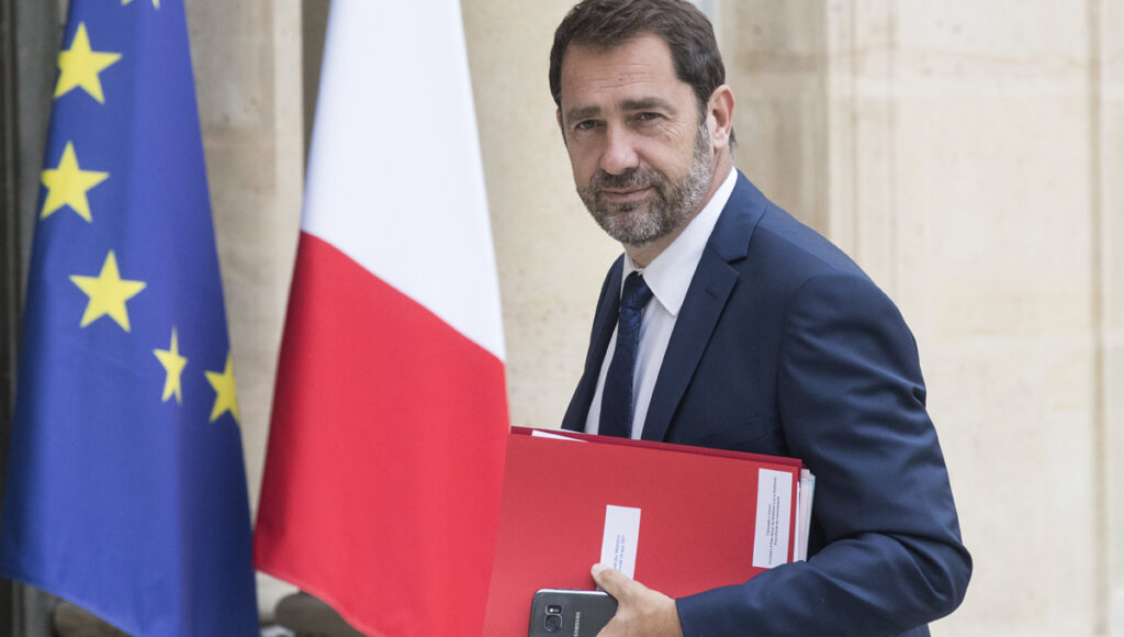 Γαλλία: Αποτυχία των εκλογών η αποχή λέει ο εκπρόσωπος του Μακρόν