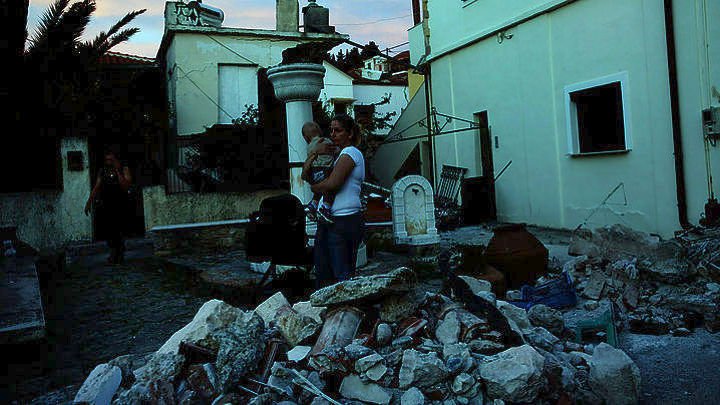 Σεισμός Λέσβος: Μη κατοικήσιμα κρίθηκαν 337 σπίτια στο νησί