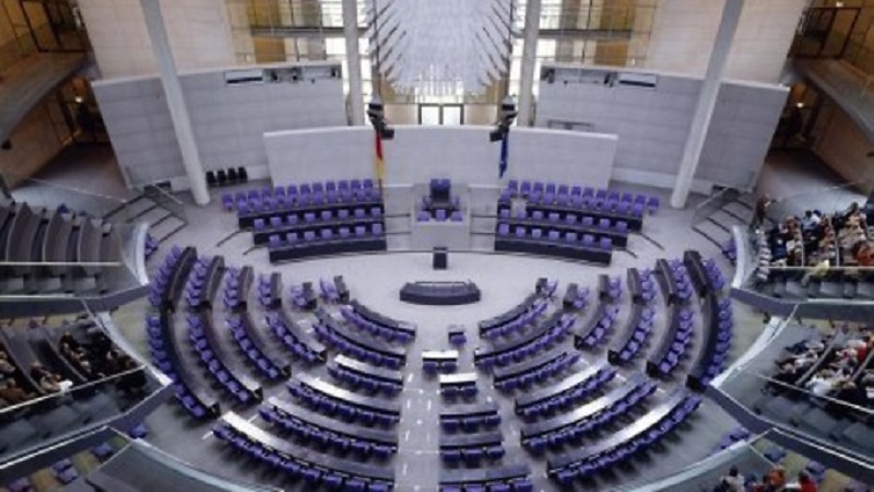 Δεν θα συζητηθεί στην Ολομέλεια της Bundestag η συμφωνία για Ελλάδα