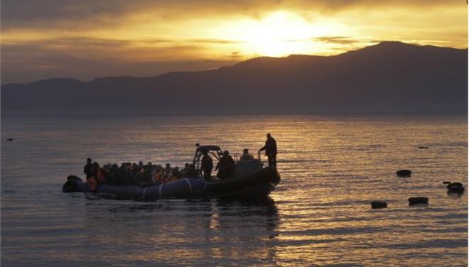 Ιστιοφόρο με 50 πρόσφυγες εντοπίστηκε ανοικτά των Κυθήρων