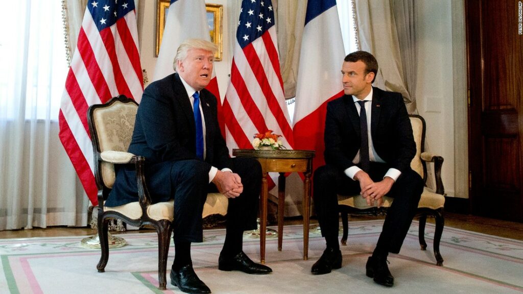 Δέχθηκε την πρόσκληση Μακρόν ο Τραμπ – Θα επισκεφθεί τη Γαλλία στις 14 Ιουλίου