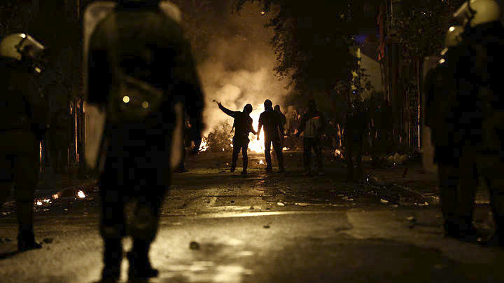 Εξάρχεια: Ακόμα μια νύχτα με μολότοφ