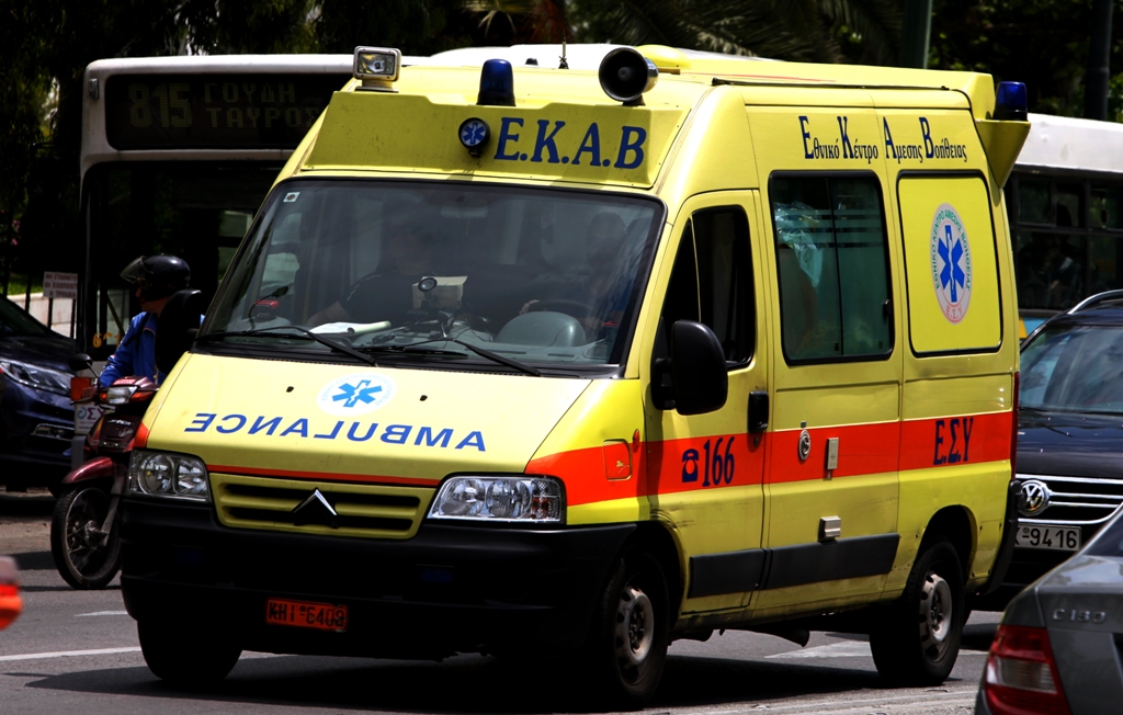 Λαμία: Στην εντατική ο Διοικητής της Τροχαίας Αυτοκινητοδρόμων – Έπεσε πάνω του αυτοκίνητο στη ΛΕΑ