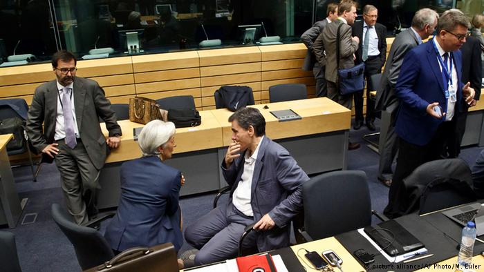 Handelsblatt: Ευθύνη της Ελλάδας η καθυστέρηση της καταβολής της δόσης