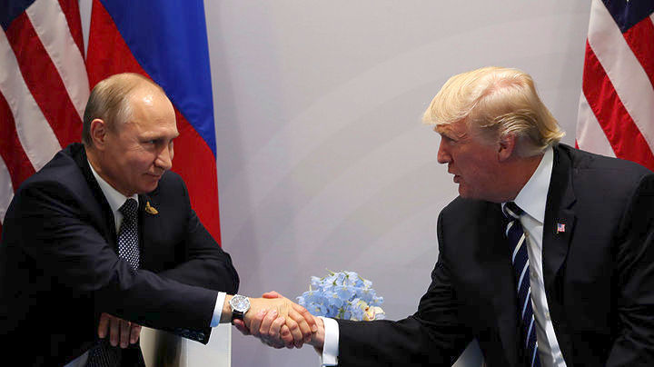Ντόναλντ Τραμπ για Πούτιν: «Τα πάμε πολύ καλά»
