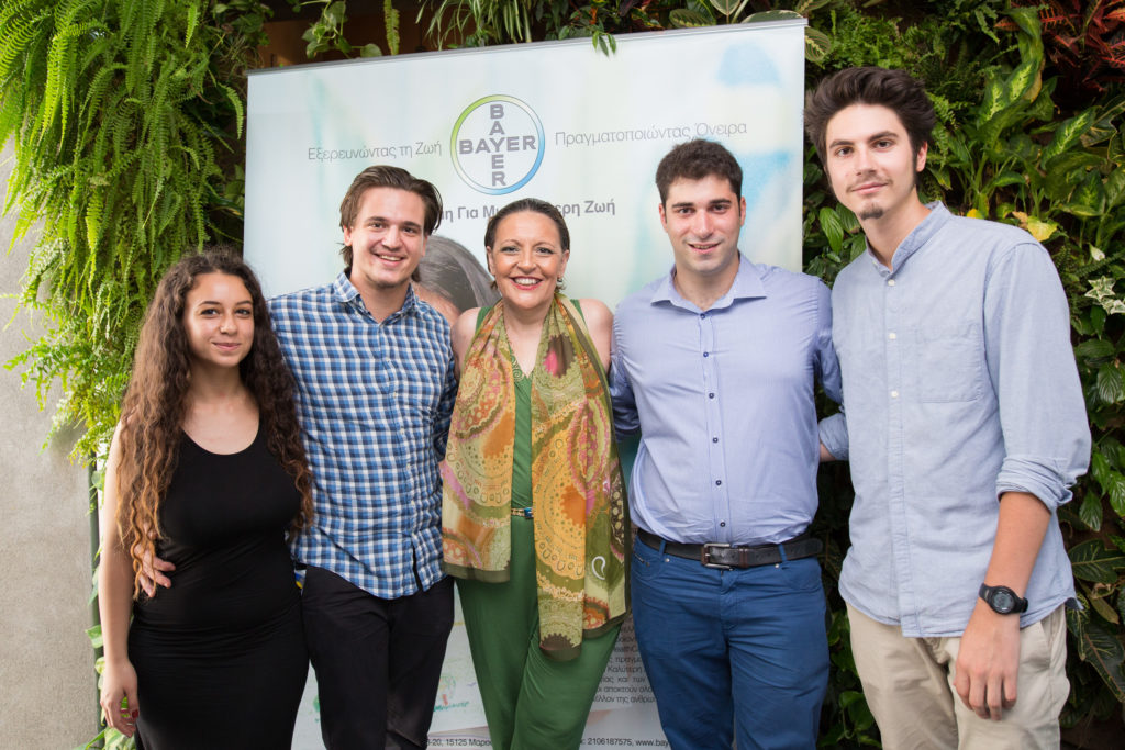 Η Bayer Hellas στο πλευρό εθελοντών νέων για τη στήριξη κοινωφελών οργανώσεων