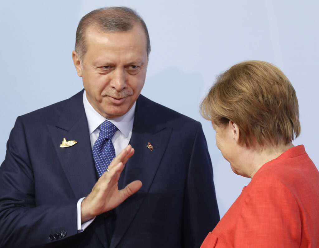 Ερντογάν μαινόμενος κατά Γερμανίας: «Υποθάλπετε τρομοκράτες»!