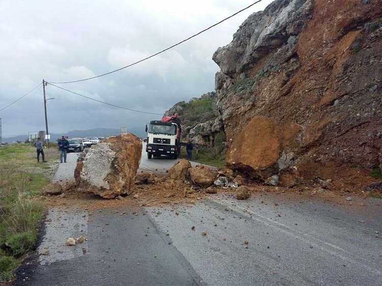 Λάρισα: Μεγάλες καταστροφές λόγω της κακοκαιρίας