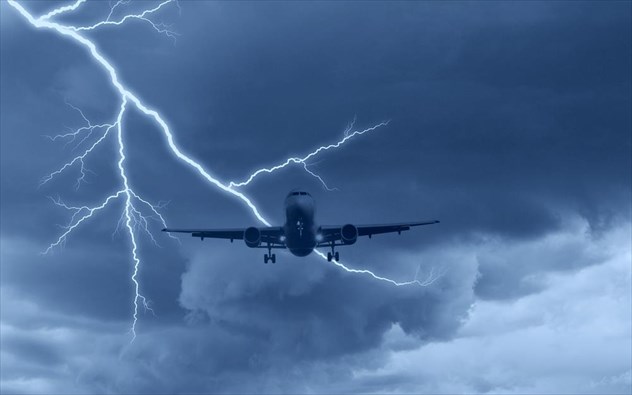 Τρόμος πάνω από τη Σκιάθο: Κεραυνός χτύπησε αεροπλάνο εν πτήσει