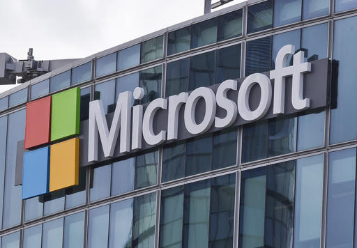 Η Microsoft το ξανασκέφτηκε και δεν θα καταργήσει τελικά το Paint