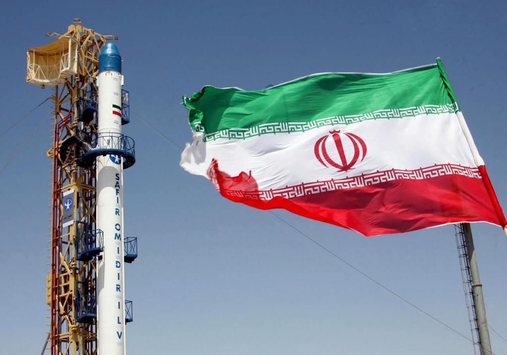 Ιράν: Με επιτυχία η δοκιμαστική εκτόξευση πυραύλου