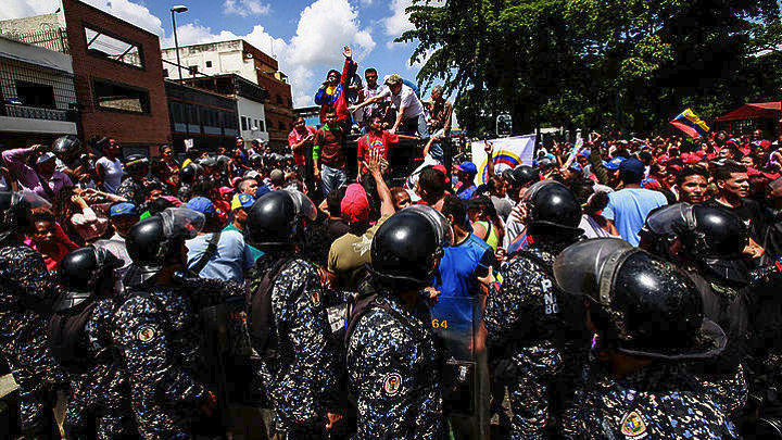 Βενεζουέλα: Η αντιπολίτευση καλεί σε διαδηλώσεις παρά την απαγόρευση