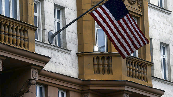 Οι ΗΠΑ καταγγέλλουν ότι απαγορεύτηκε σε διπλωμάτες η πρόσβαση σε κατοικία στη Μόσχα