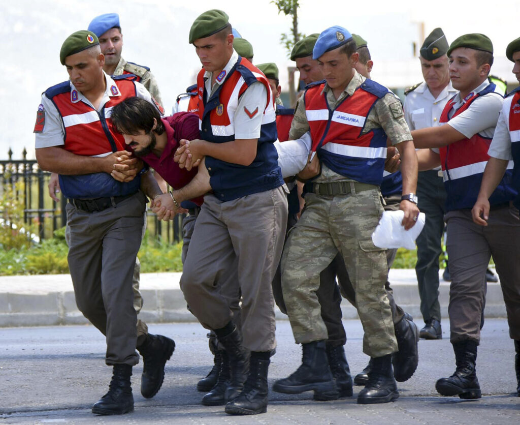 Τουρκία: 500 κατηγορούμενοι στη μεγάλη δίκη για το πραξικόπημα