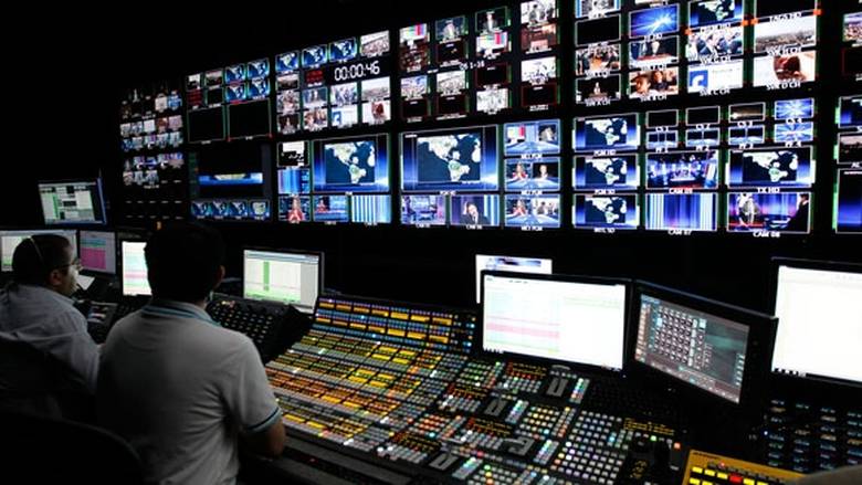 Τηλεοπτικές άδειες: Ο αριθμός των 400 εργαζομένων στα κανάλια, όρος για την άδεια λειτουργίας τους