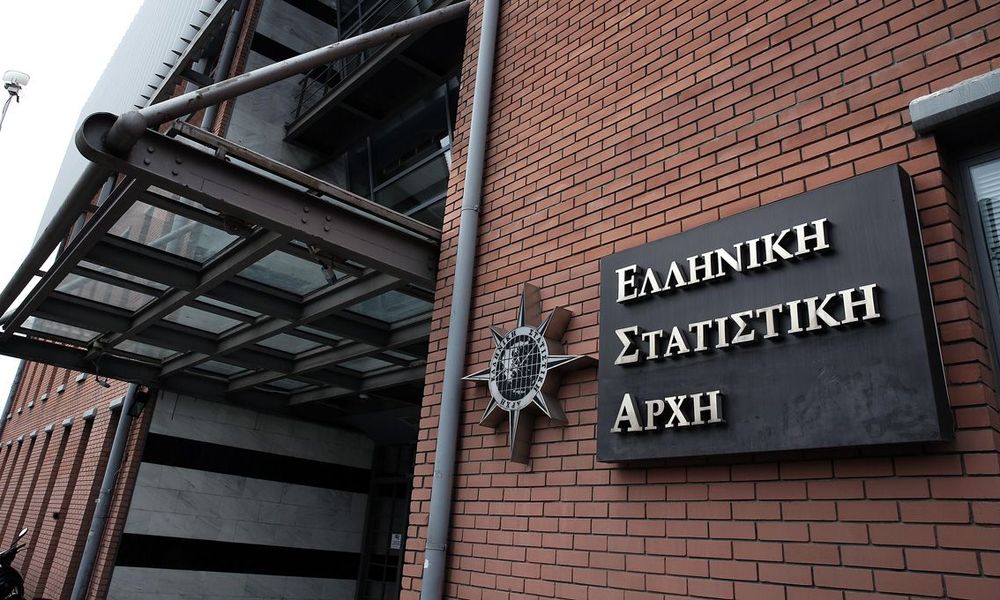 ΕΛΣΤΑΤ: Αυξήθηκε ο τζίρος των μεταφορών