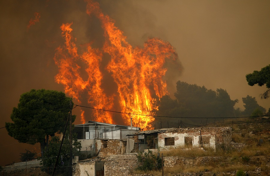 Εμπρηστής, ο Νέρωνας της διπλανής πόρτας