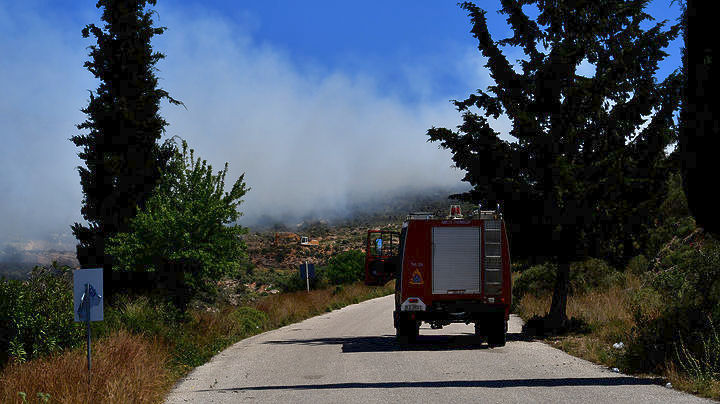 Υπό μερικό έλεγχο η φωτιά ανάμεσα στα χωριά Μεσαίο και Πετρωτό Θεσσαλονίκης