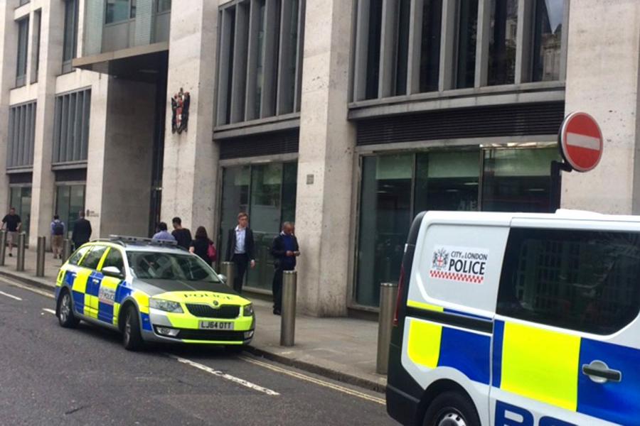 Αυτοκτονία στο Χρηματιστήριο του Λονδίνου