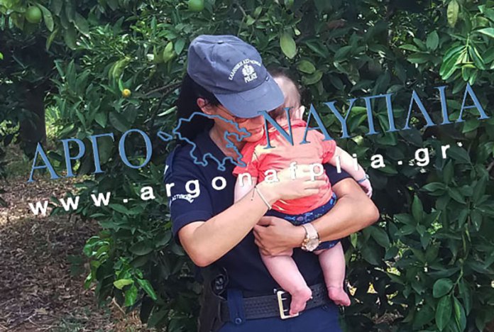Viral: Η αστυνομικός που παρηγορεί μωράκι μετά από τροχαίο έξω από το Ναύπλιο (Photos+Video)