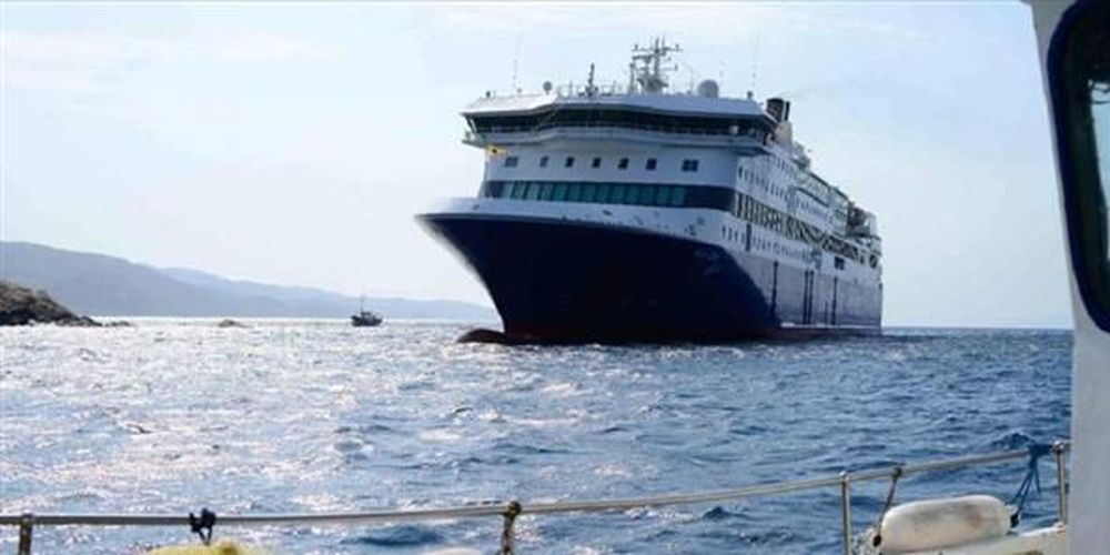 Στο Πέραμα οι εργασίες επισκευής του Blue Star Patmos – Πού θα εκφορτώσει τα οχήματα