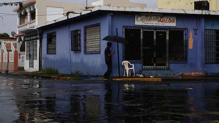 «Ίρμα»: Ολοκληρωτική καταστροφή στην Καραϊβική – 10 οι νεκροί