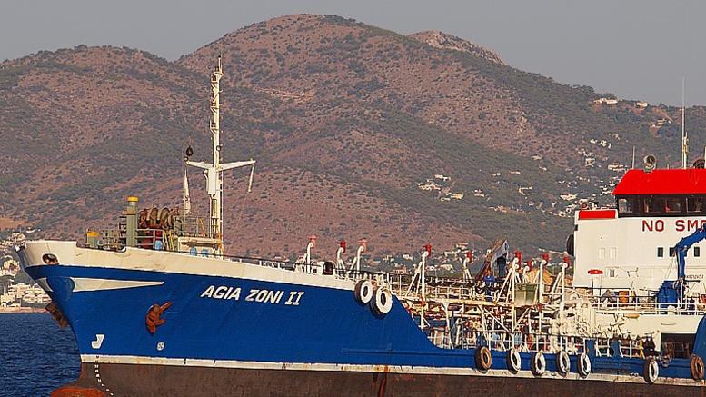 «Ντου» του Ρουβίκωνα στην Επιθεώρηση Εμπορικών Πλοίων – «Το θαύμα της ελληνικής εμπορικής ναυτιλίας βρωμάει θάνατο»