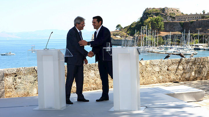 Τζεντιλόνι: Πρέπει να πολλαπλασιάσουμε τις επενδύσεις στην Ελλάδα, αυτή είναι η καλύτερη στιγμή