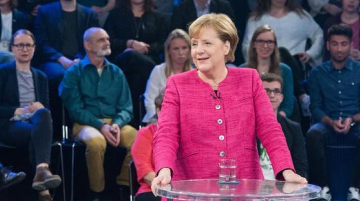 13 μονάδες μπροστά η Μέρκελ τρεις μέρες πριν τις γερμανικές εκλογές