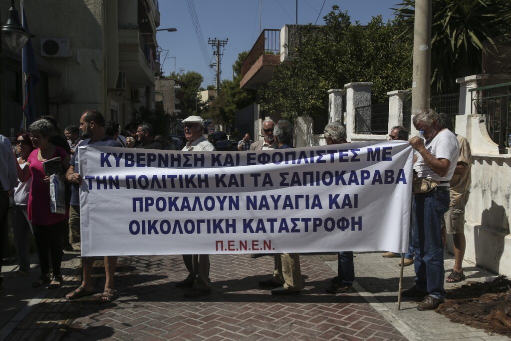 Εξονυχιστικούς ελέγχους σε όλα τα δεξαμενόπλοια σε λιμάνια και νησιά ζητά η ΠΕΝΕΝ