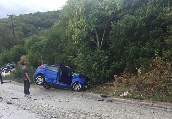 Αγρίνιο: Νεκροί δύο φαντάροι σε τροχαίο (Σκληρές Photo)