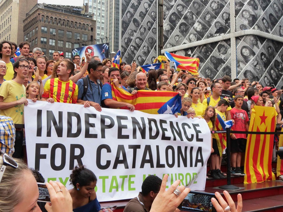 Το φάντασμα του διχασμού πλανιέται πάνω από την Καταλονία