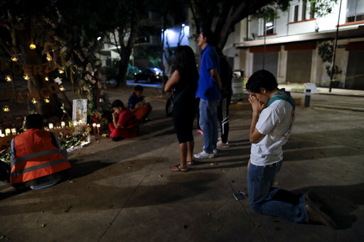 Μεξικό: Στους 319 οι νεκροί από τον σεισμό – Επιμένουν οι διασώστες στα ερείπια