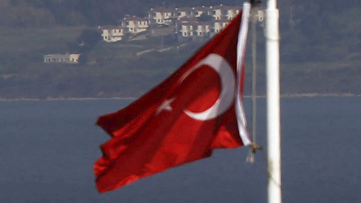 Τουρκία: Περίεργη επιθετική απόφαση – Απαγορεύει στα τουριστικά σκάφη να έρχονται στα ελληνικά νησιά