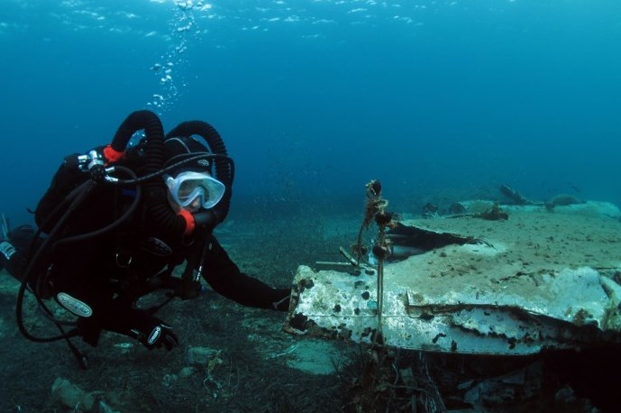 Καθαρό βυθό σε Βάρη, Βούλα, Βουλιαγμένη δείχνουν υποβρύχιες εικόνες