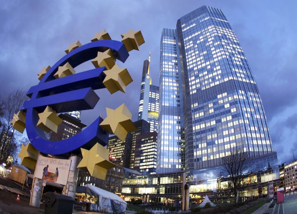 Νέα μείωση του ELA κατά 1 δισ. ευρώ