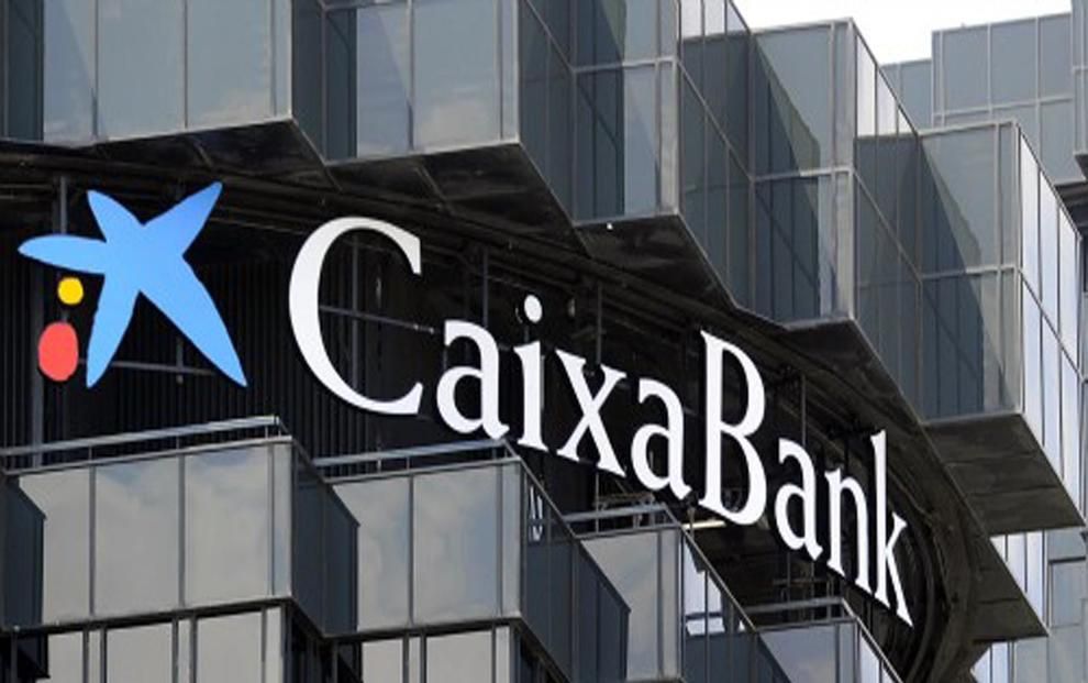 Και η Caixabank αποχωρεί από την Καταλονία