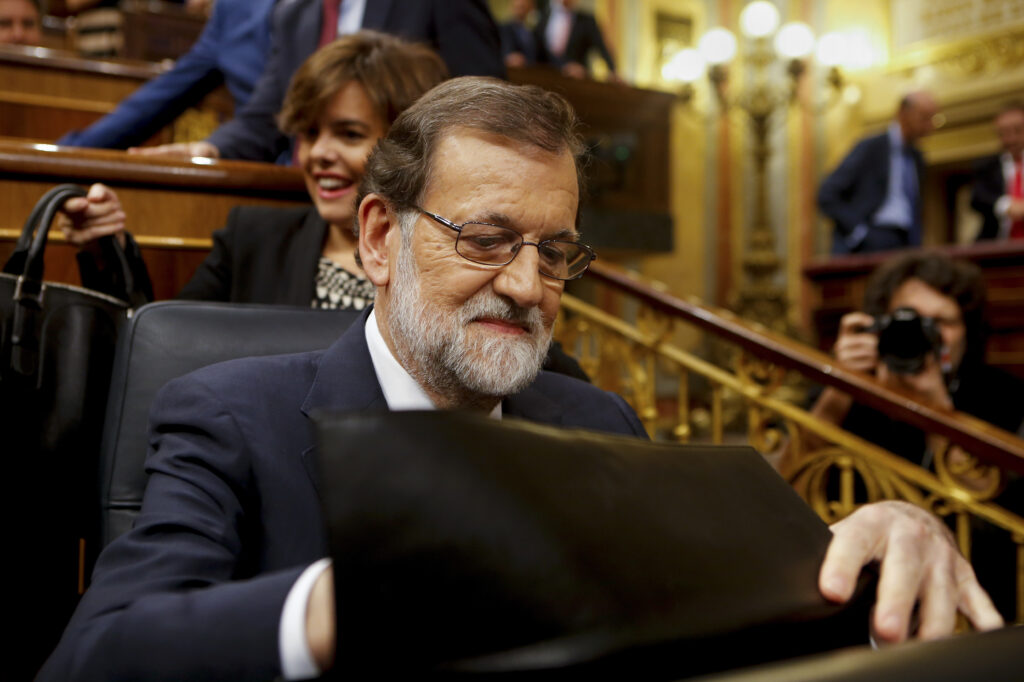 «Τραβάει το σχοινί» η Μαδρίτη: Προθεσμία 5 μέρες στην Καταλονία για να ξεκαθαρίσει τη θέση της